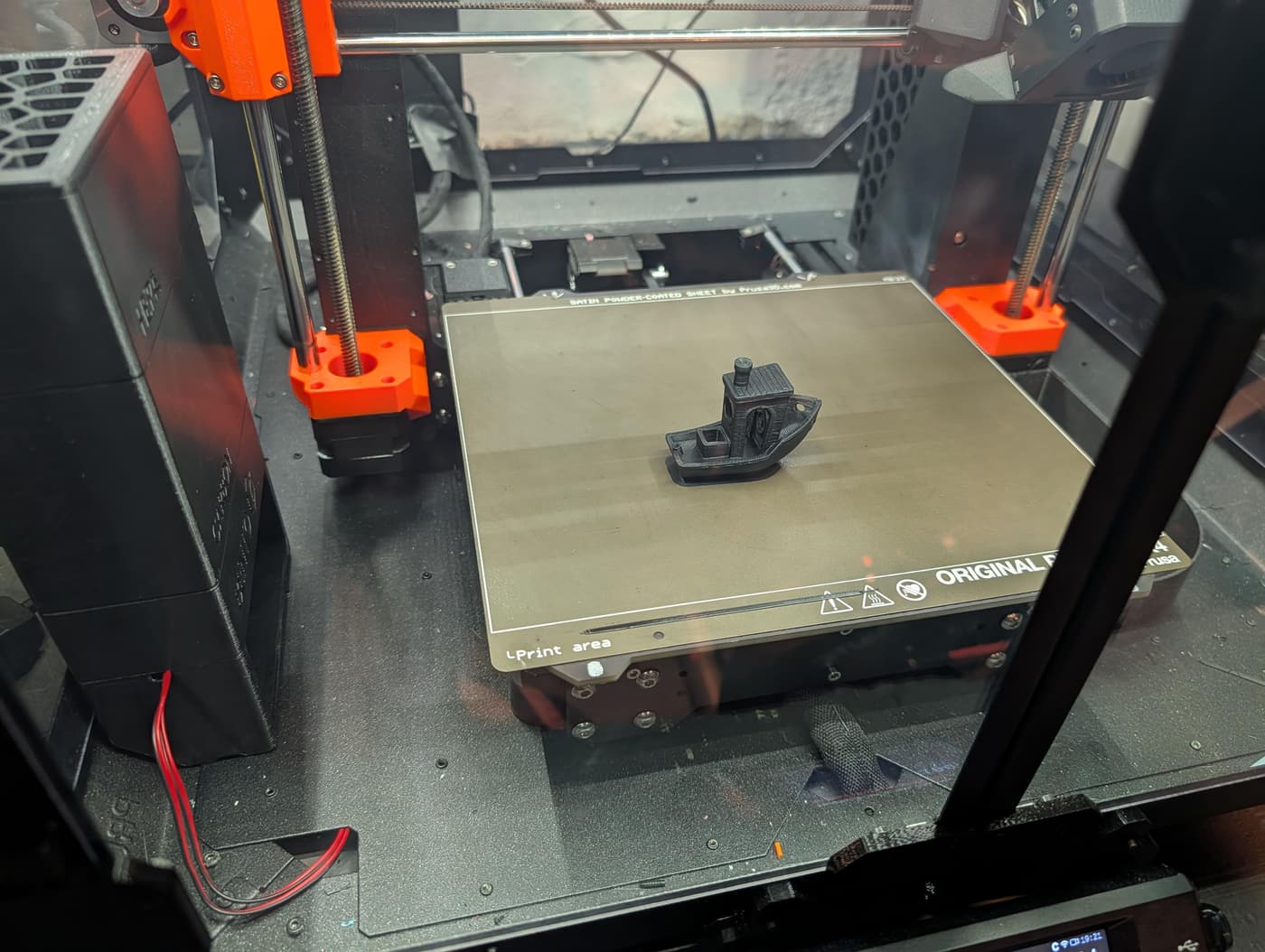 A successful ASA Benchy, third attempt, printed with a brim